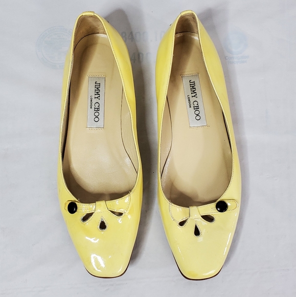 Jimmy Choo Shoes - Jimmy Choo yellow ballet flats in size 38.5 Preloved